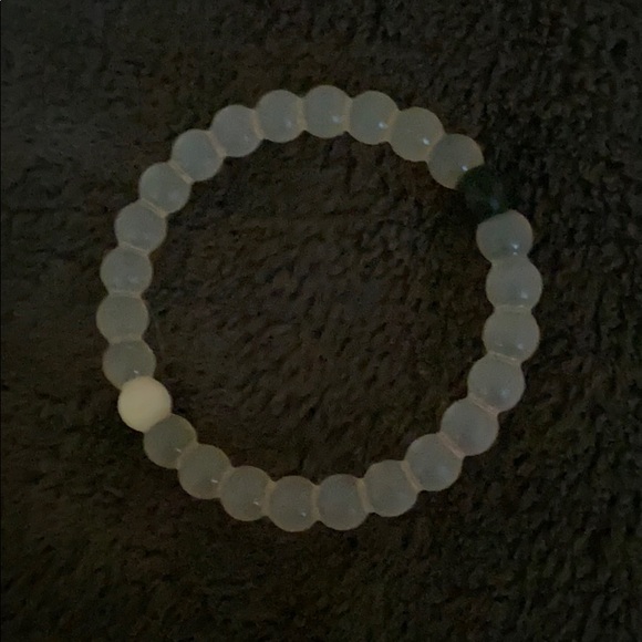 pack of 3 lokai bracelets - Picture 3 of 4